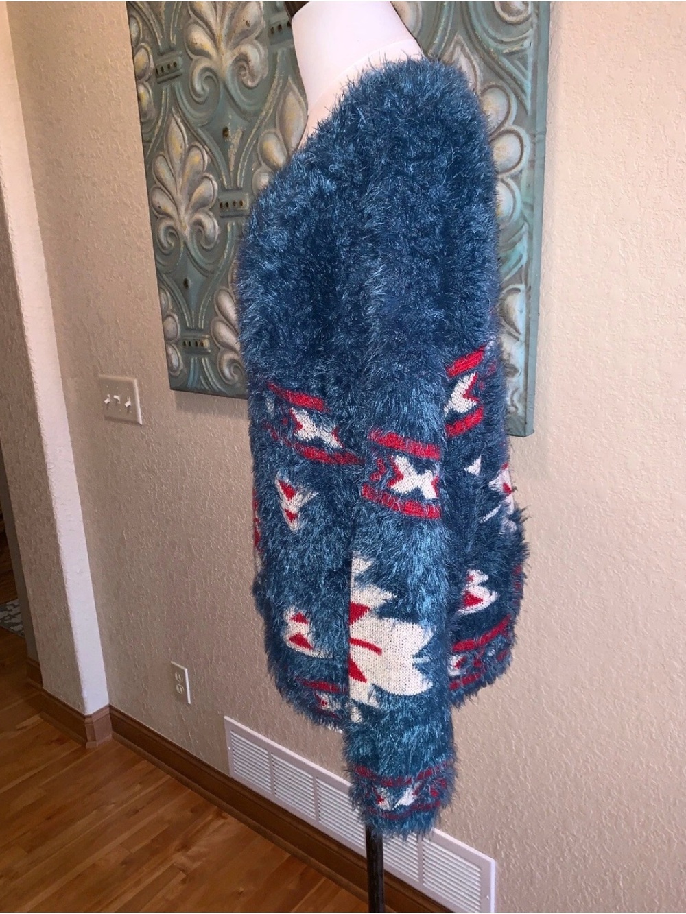 Yumi Fuzzy Aztec Southwestern Sweater Womens US 2/4 Blue Red Boho - Picture 5 of 10
